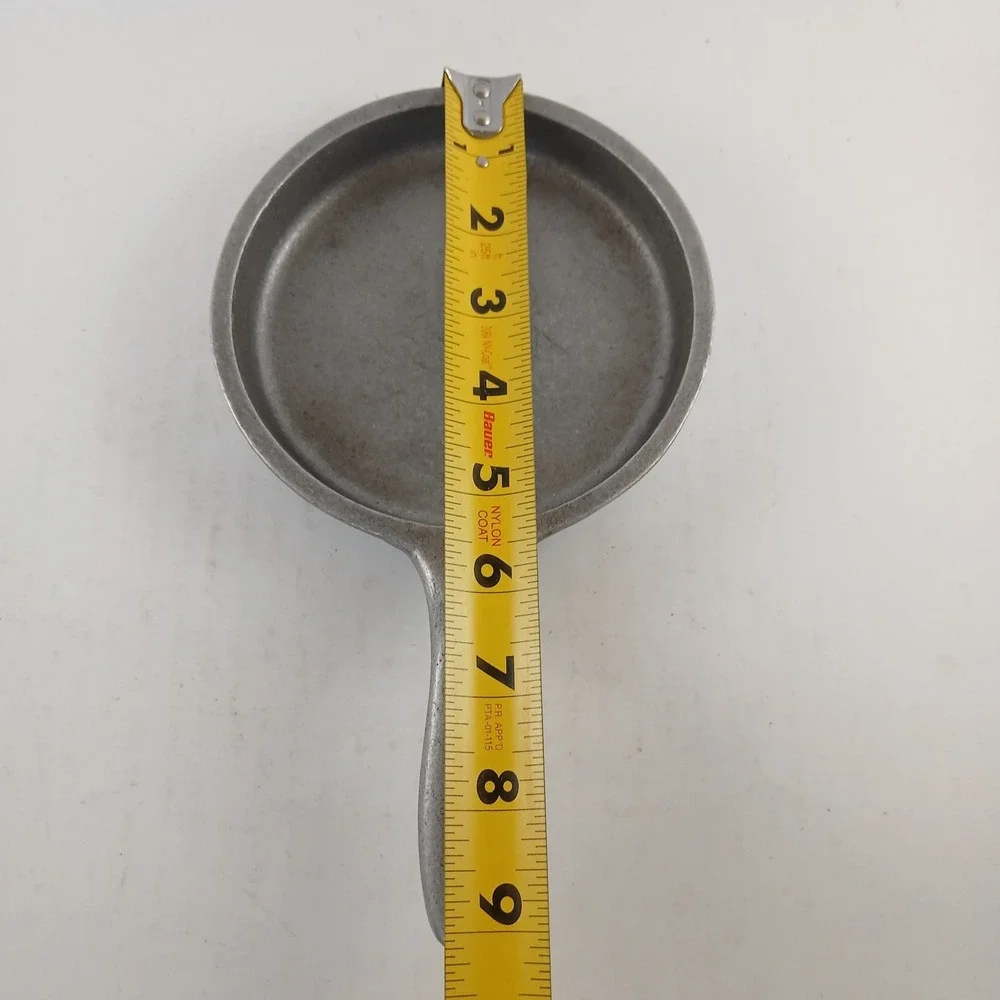 Vintage Heavy Cast ALUMINUM Skillet, 5